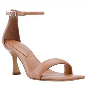 Marc Fisher Derine dressy sandal, EUC!